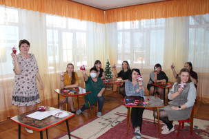 Народная кукла как средство воспитания патриотических чувств детей дошкольного возраста Народная кукла как средство воспитания патриотических чувств детей дошкольного возраста.